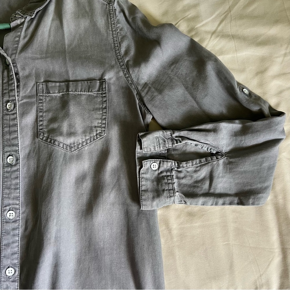 Beachlunchlounge Light Gray Button Down Shirt Dre… - image 4